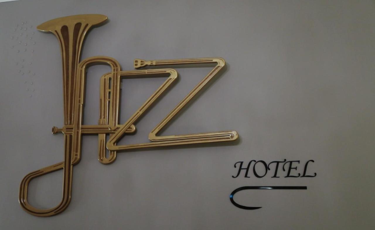 Le Jazz Hotel Кувейт Екстериор снимка