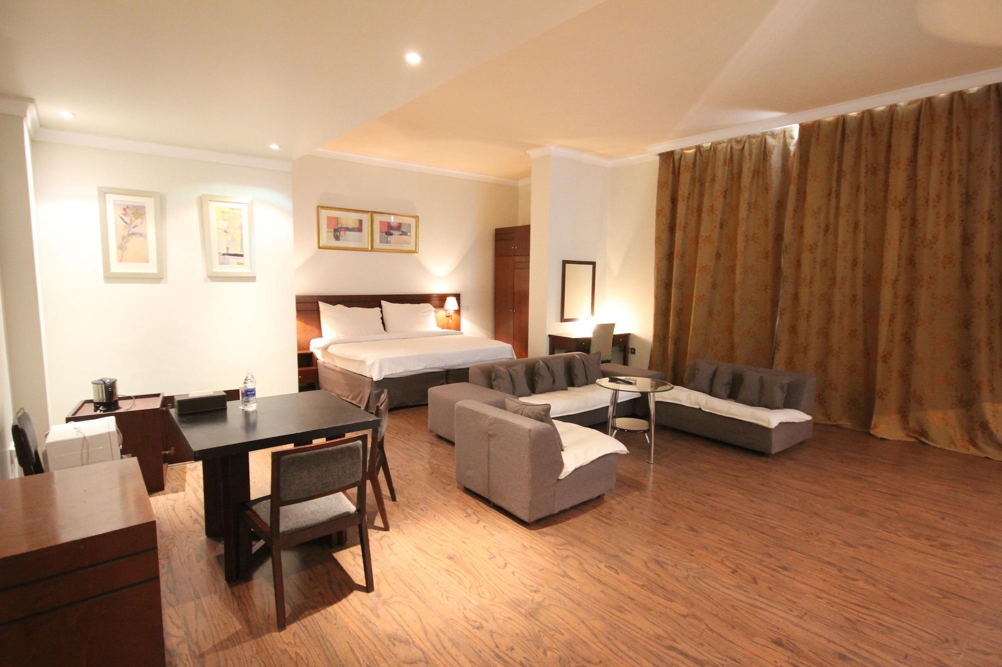 Le Jazz Hotel Кувейт Екстериор снимка