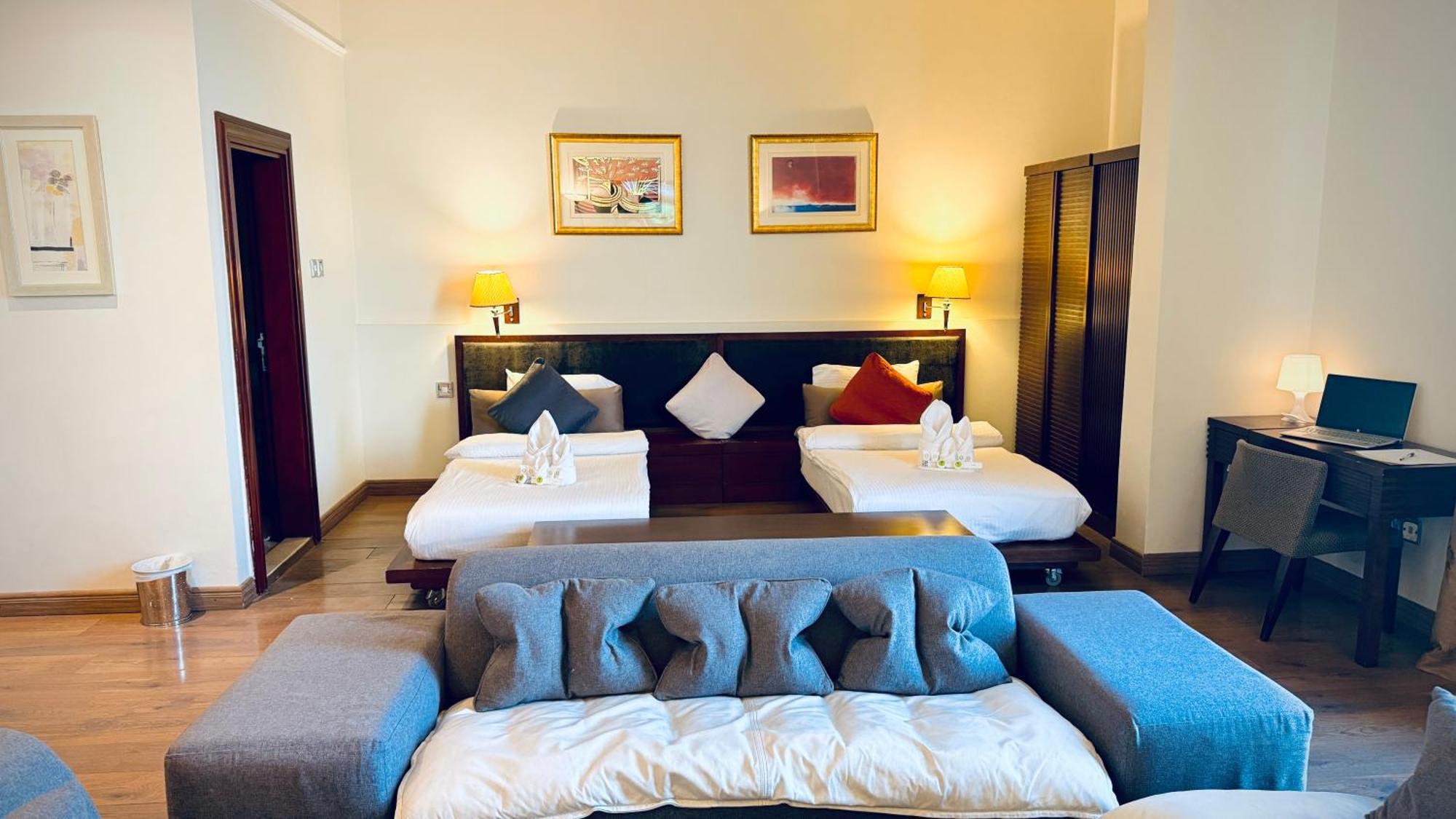 Le Jazz Hotel Кувейт Екстериор снимка