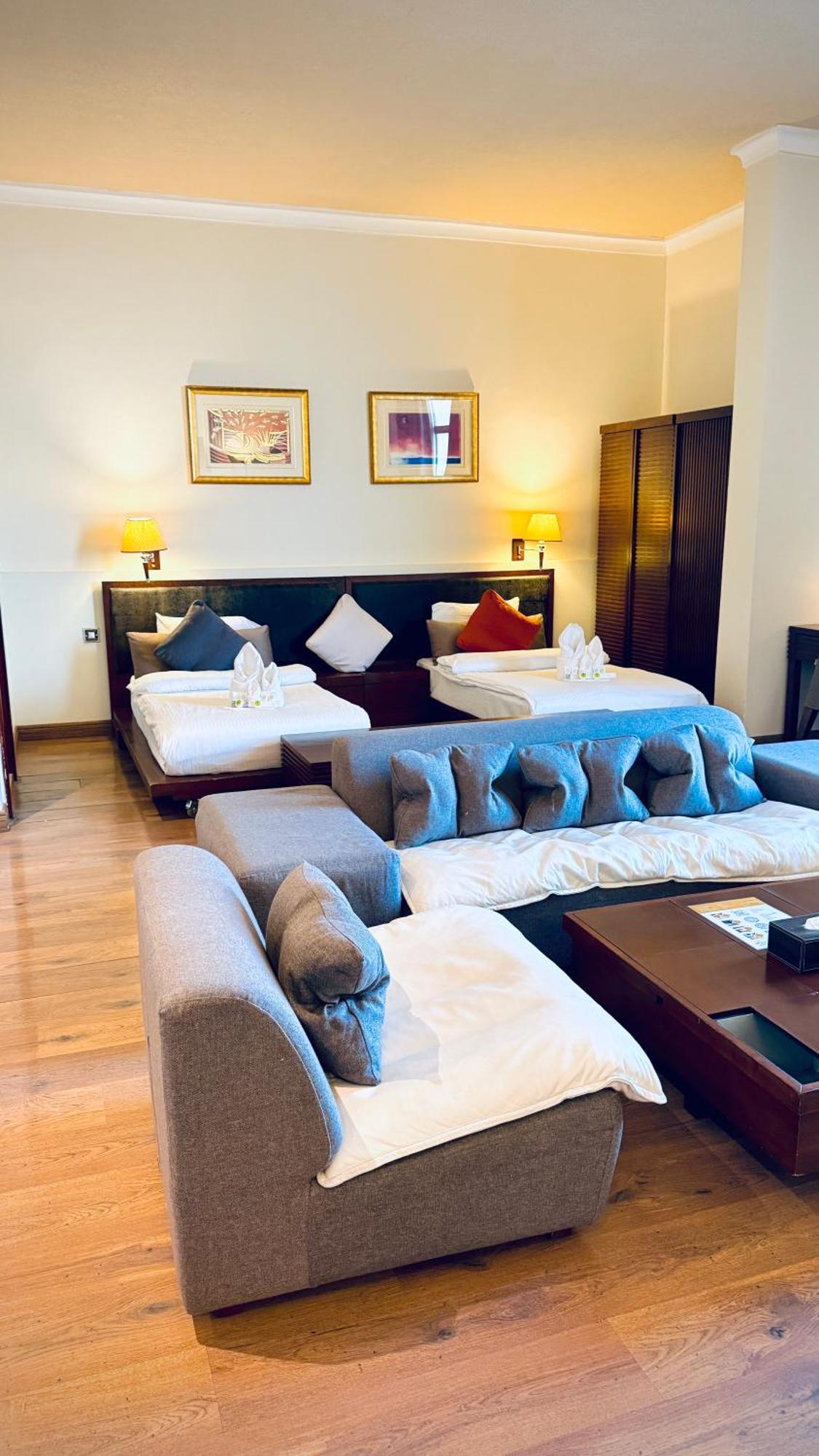 Le Jazz Hotel Кувейт Екстериор снимка
